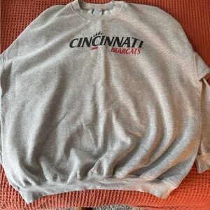Cincinnati Bearcats Gray Crewneck Sweatshirt